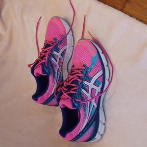 ASICS Gel running/walking shoes